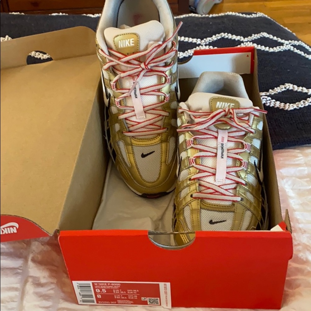 Women’s Nike P-6000